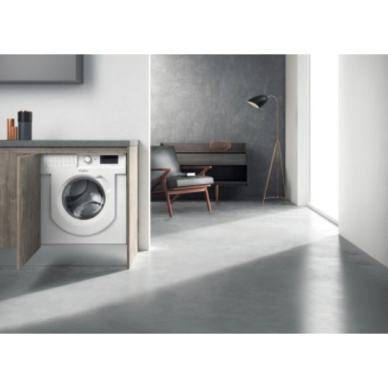 Стиральная машина Whirlpool BIWMWG71484E Стиральная машина Whirlpool BIWMWG71484E