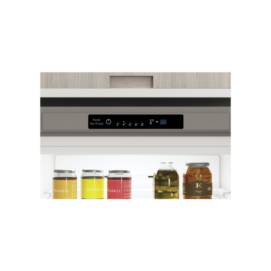 Холодильник Indesit INFC8TI22X Холодильник Indesit INFC8TI22X