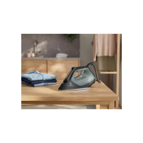 Утюг Electrolux E8SI2-6OG