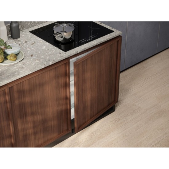 Морозильна камера Electrolux LYB2AE82S Морозильна камера Electrolux LYB2AE82S