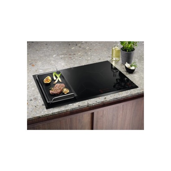 Варочная поверхность Electrolux EIS82453