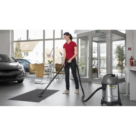 Пылесос Karcher NT 30/1 Me Classic (1.428-568.0) Пылесос Karcher NT 30/1 Me Classic (1.428-568.0)